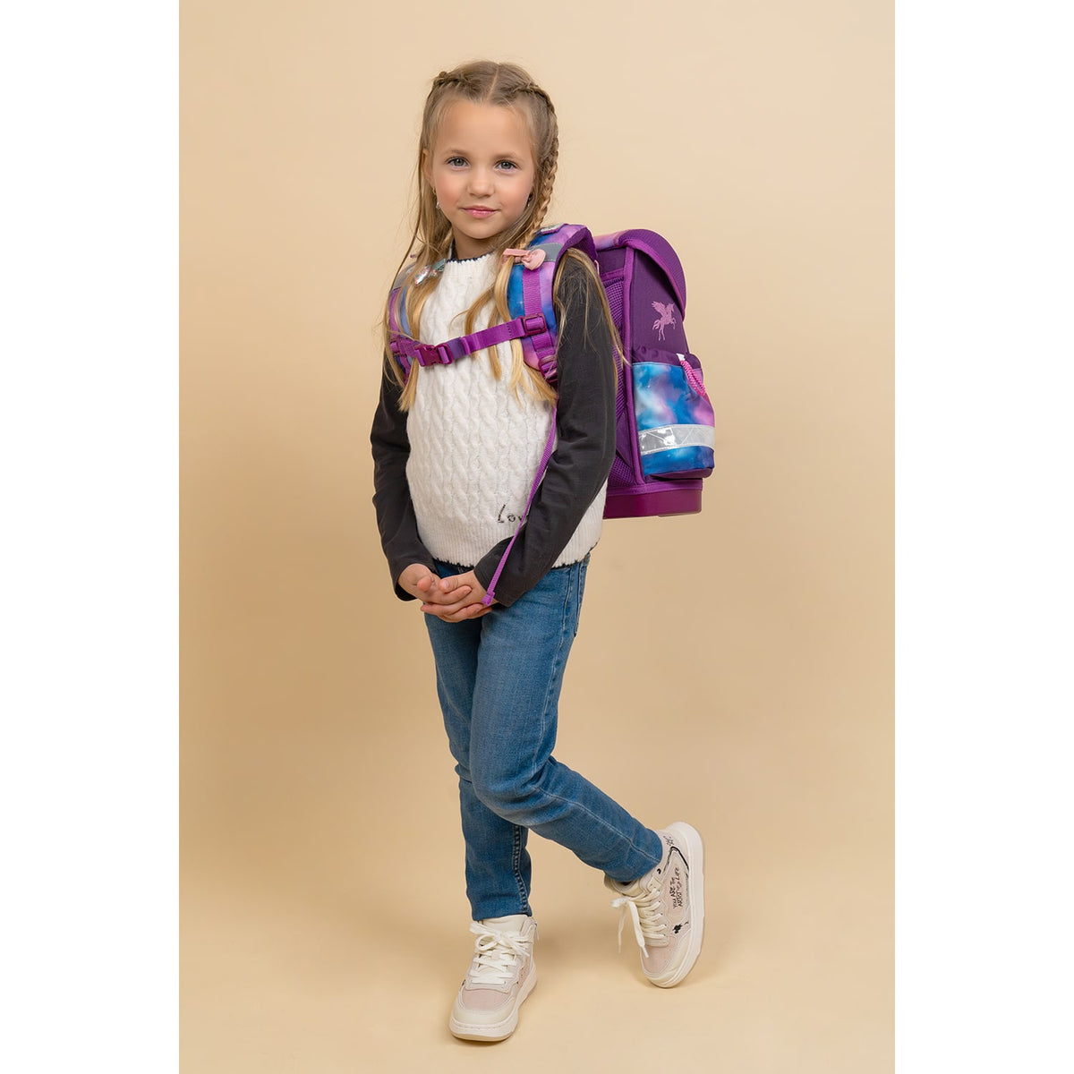 Belmil Classy Ergonomisches Schulranzen-Set für Mädchen „Pegasus“ Design + Unicorn Regenmantel – 5-teiliges Schulstart-Set
