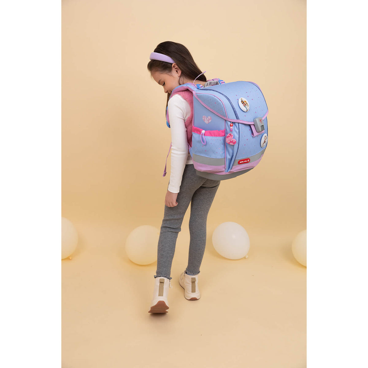 Adjustable shoulder straps of the Belmil Classy Plus Ergonomic School Bag Set for Girls “Lavander” Design + Unicorn Raincoat – 6-Piece Back-Friendly Starter Set for a perfect fit.