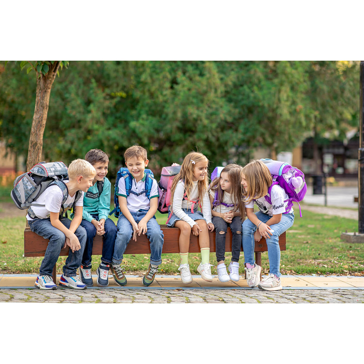 Sturdy Butterfly schoolbag