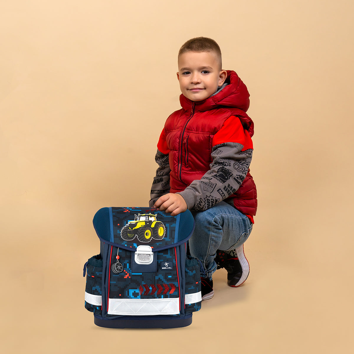 Belmil Classy Ergonomisches Schulranzen-Set für Jungen „PixelTrak“ Design + Dinosaurier Regenmantel – 5-teiliges Schulstart-Set