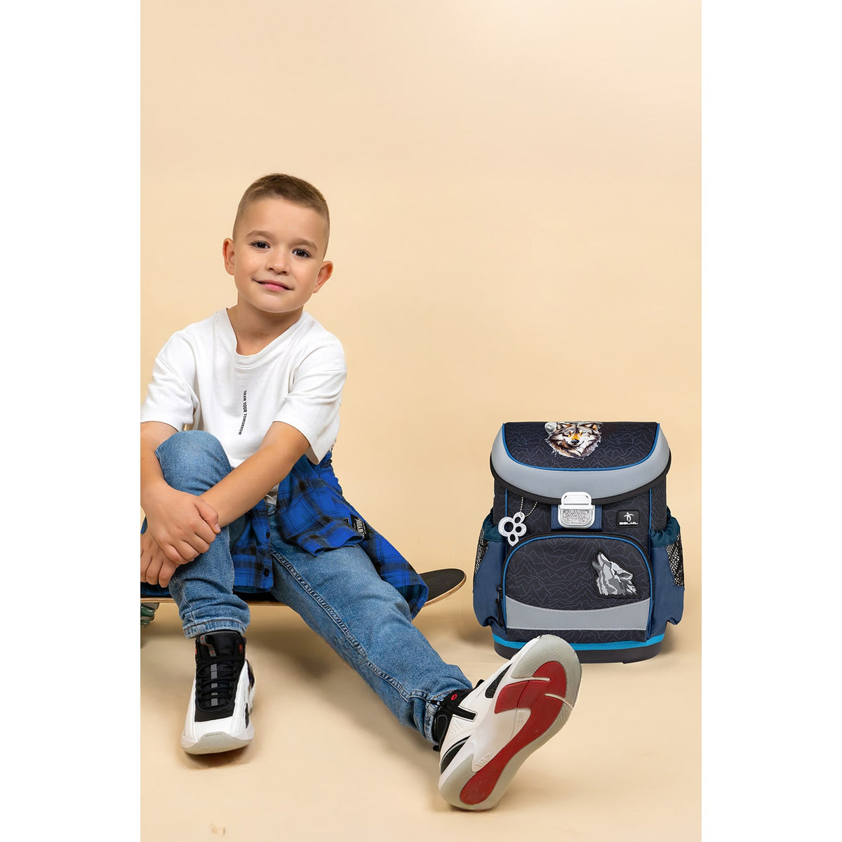 Ergonomic School Bag Set for Boys – Belmil Mini-Fit Wolves Pack (4 pcs) showing the comfortable back padding and adjustable straps for a perfect fit.