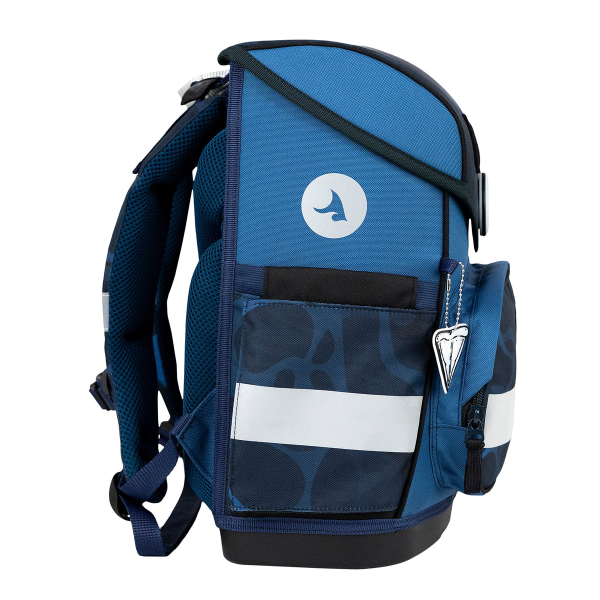 Reflective elements on the Ergonomic School Bag Set for Boys – Belmil Compact Wave Storm (5 pcs) for enhanced visibility.