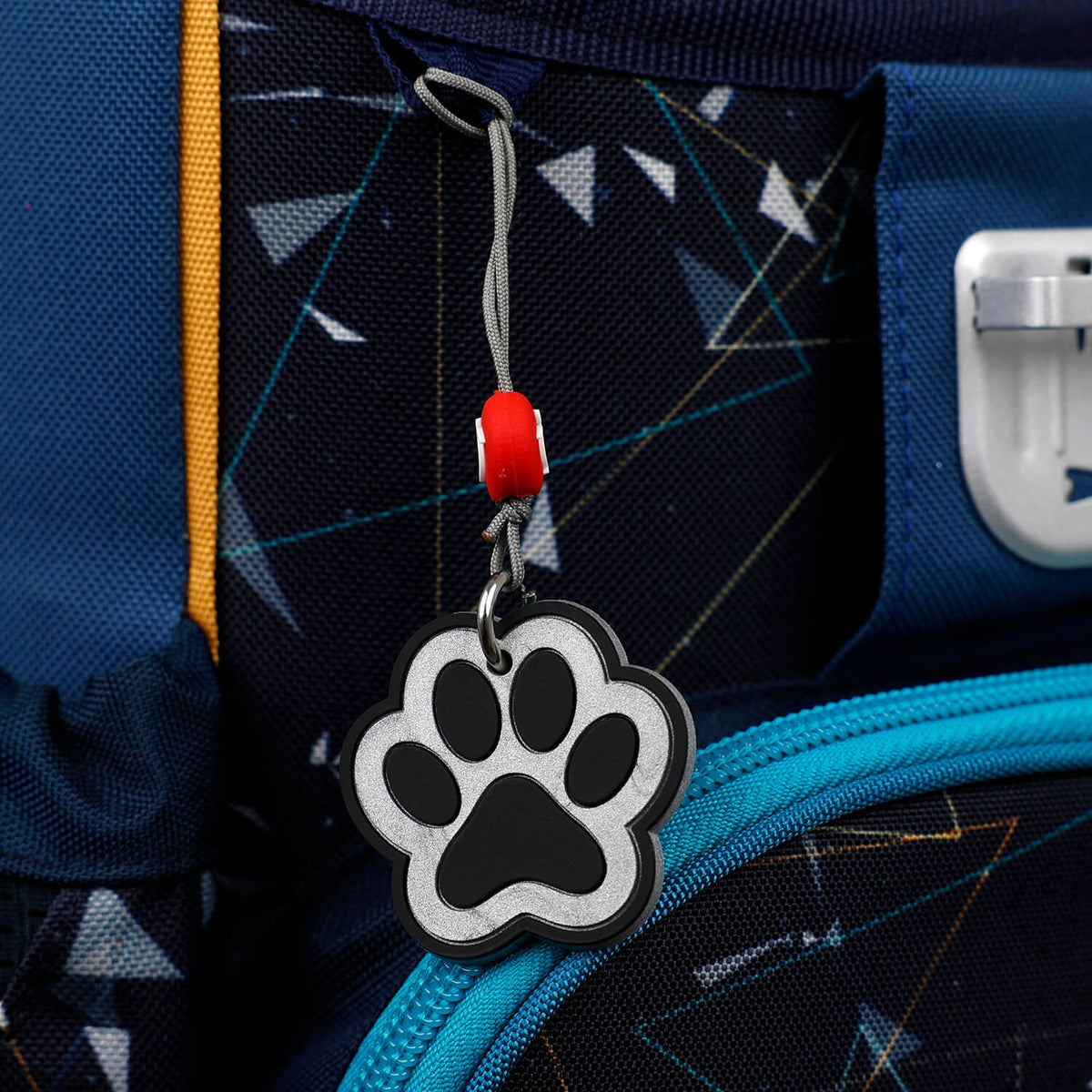 Keychain Black and Light Gray Paw