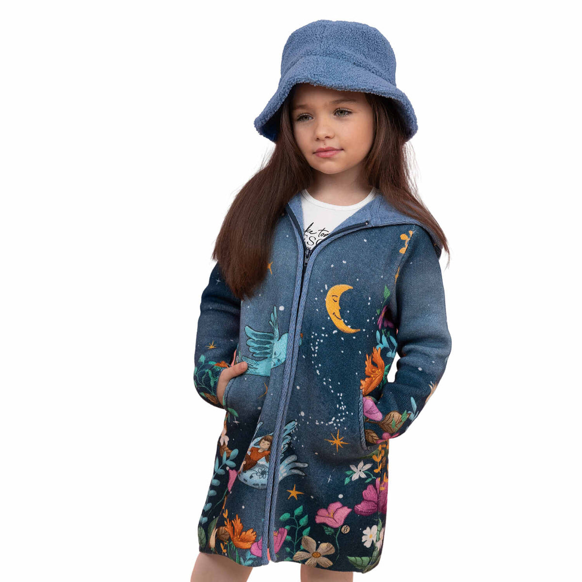 Belmil by Baika Premium Girls’ Cardigan-Coat – “Dreams” Design for Transitional Weather, showcasing a magical flying girl and bird pattern.